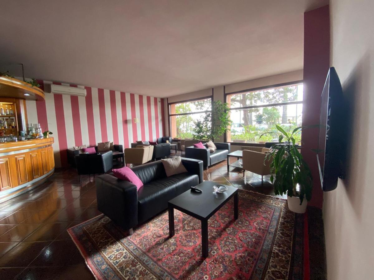 Hotel Kristina Imperia Εξωτερικό φωτογραφία