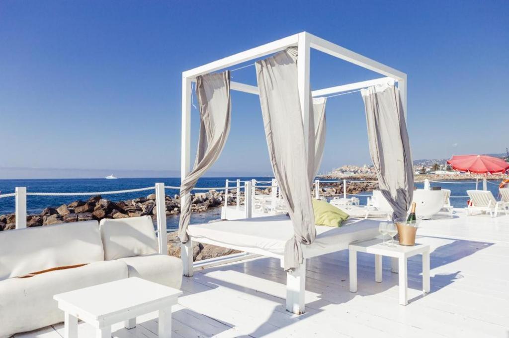 Hotel Kristina Imperia Εξωτερικό φωτογραφία