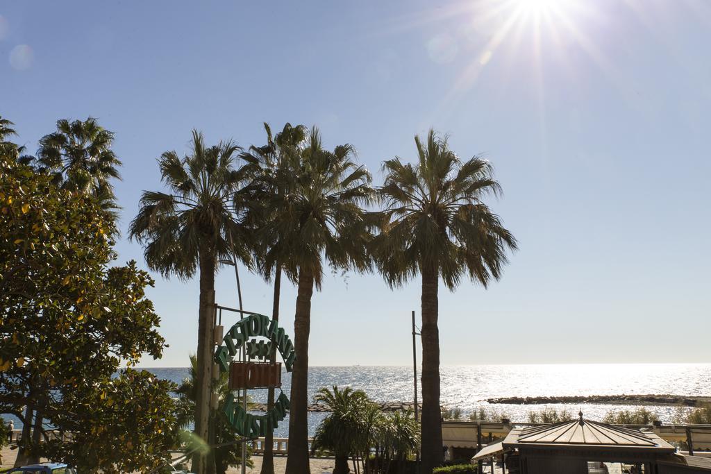 Hotel Kristina Imperia Εξωτερικό φωτογραφία